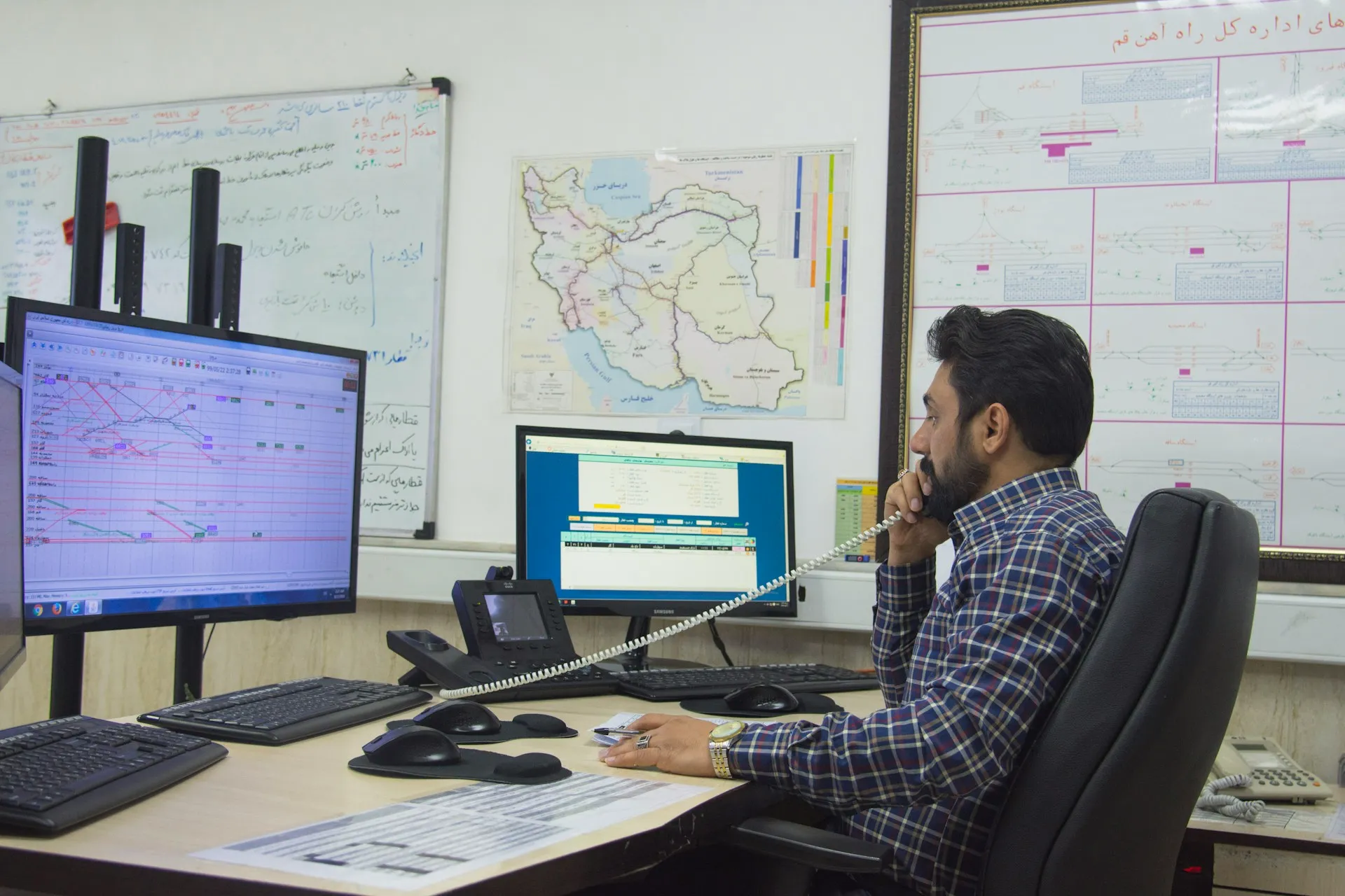 Car rental operations team managing drivers and vendors using Cabsware software