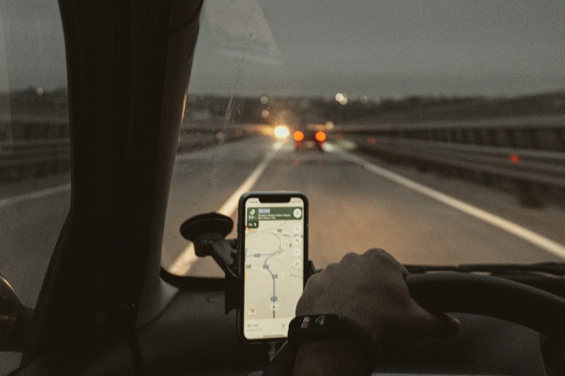 Driver using Cabsware driver app for car rental trip management